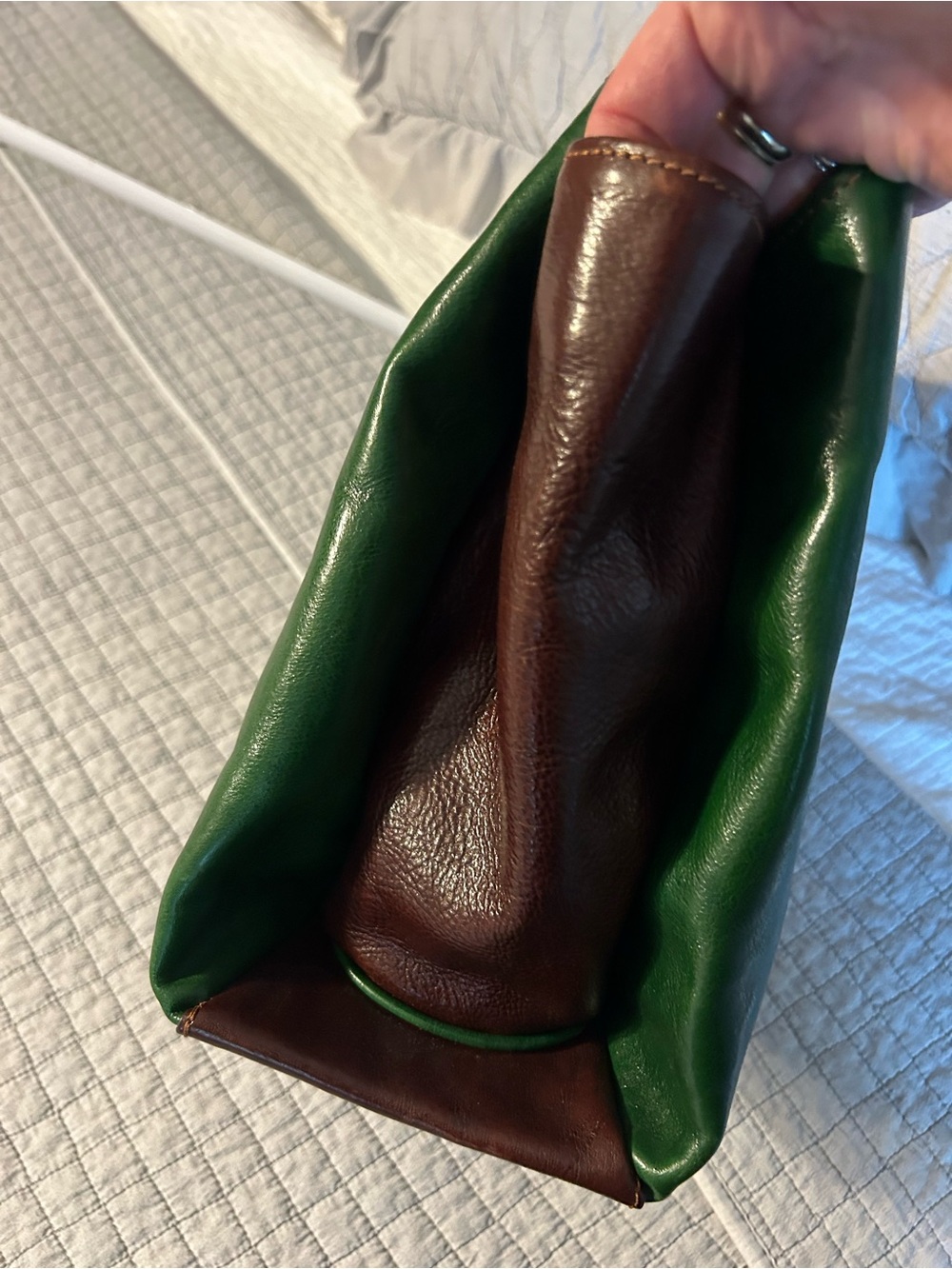 Wolf and Badger Green Leather Tote Bag with Brown Handles - Picture 6 of 9